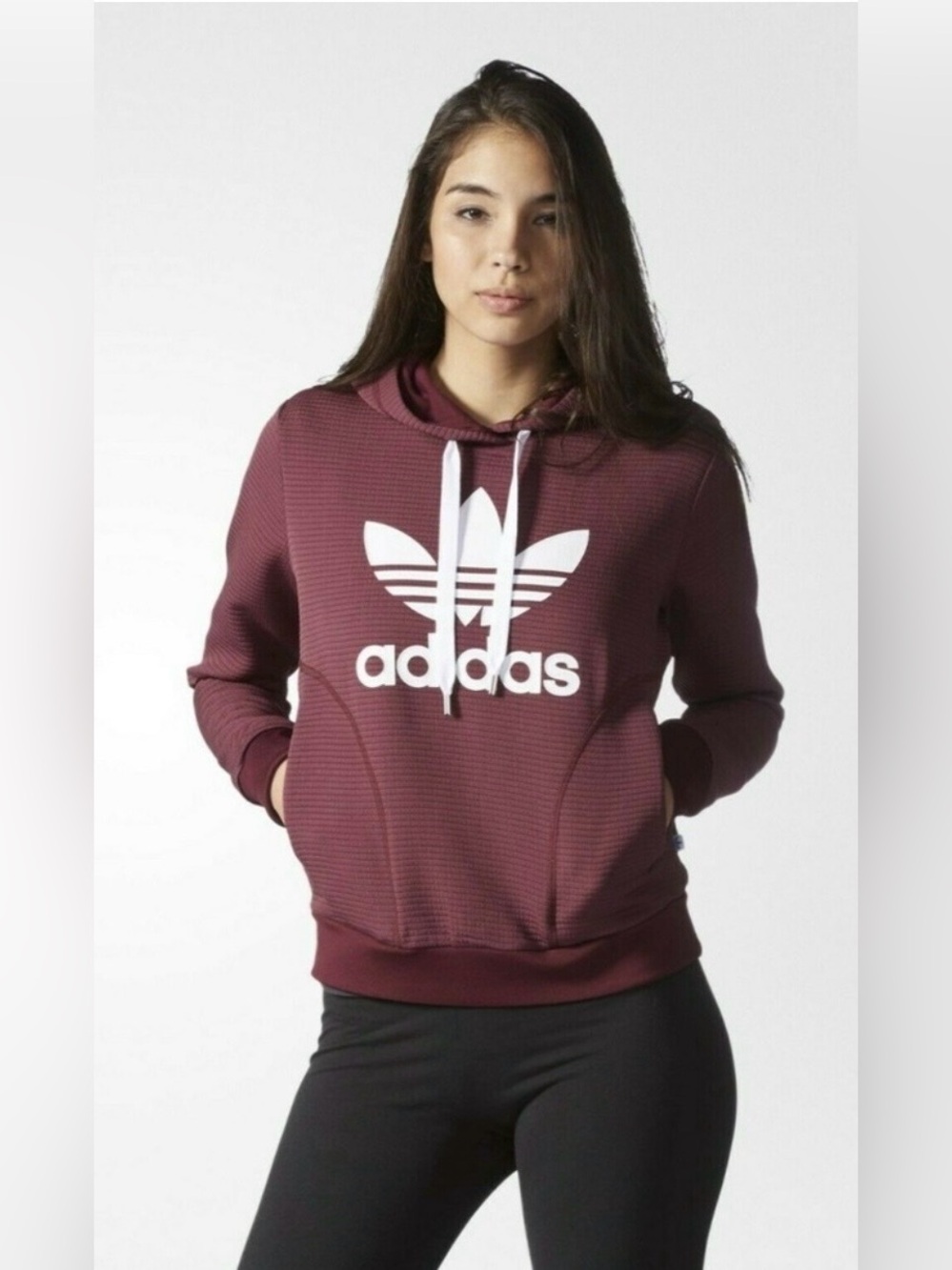 ✨ NEW ✨ Adidas Trefoil Pullover Hoodie Size Small ✨